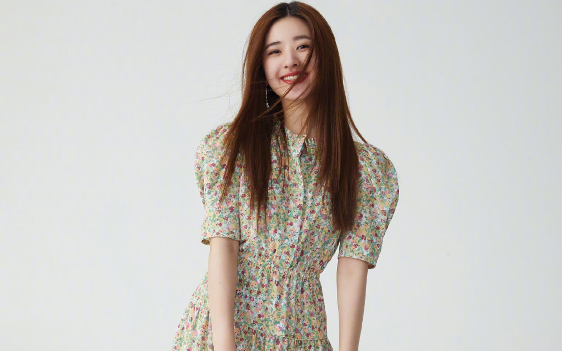 字母哥稳如机器，鹈鹕魔术师般操控时间，当代篮球的两种胜利法则